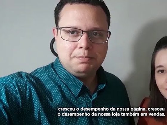 Capa do vídeo de Lucas e Rafaela, Lojas de ótica